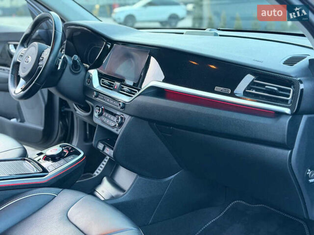 Кіа Niro, об'ємом двигуна 0 л та пробігом 58 тис. км за 22800 $, фото 3 на Automoto.ua