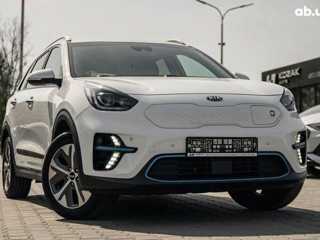 Киа Niro, объемом двигателя 0 л и пробегом 34 тыс. км за 23355 $, фото 1 на Automoto.ua