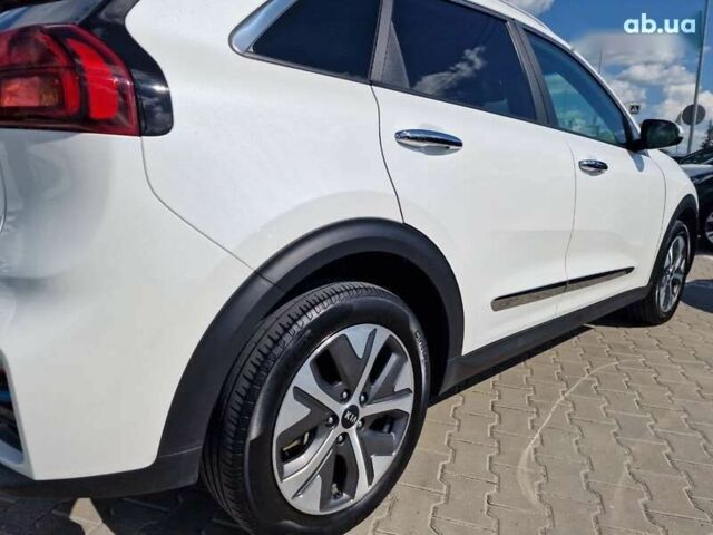 Киа Niro, объемом двигателя 0 л и пробегом 106 тыс. км за 19500 $, фото 9 на Automoto.ua