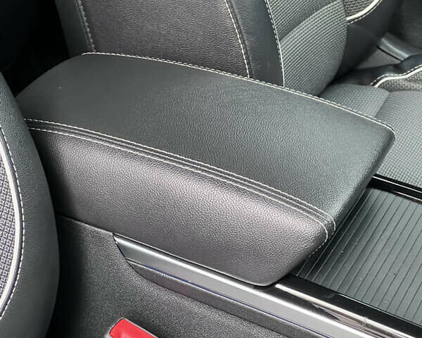 Киа Niro, объемом двигателя 0 л и пробегом 89 тыс. км за 18500 $, фото 46 на Automoto.ua