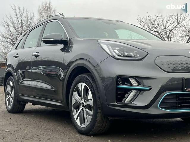 Кіа Niro, об'ємом двигуна 0 л та пробігом 107 тис. км за 19454 $, фото 9 на Automoto.ua