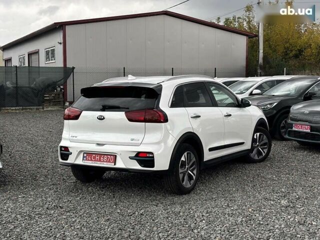 Киа Niro, объемом двигателя 0 л и пробегом 48 тыс. км за 24350 $, фото 10 на Automoto.ua