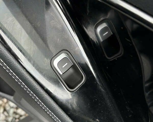 Киа Niro, объемом двигателя 0 л и пробегом 88 тыс. км за 21800 $, фото 23 на Automoto.ua