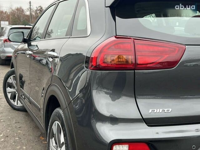 Кіа Niro, об'ємом двигуна 0 л та пробігом 107 тис. км за 19454 $, фото 11 на Automoto.ua