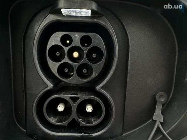 Киа Niro, объемом двигателя 0 л и пробегом 37 тыс. км за 24600 $, фото 18 на Automoto.ua