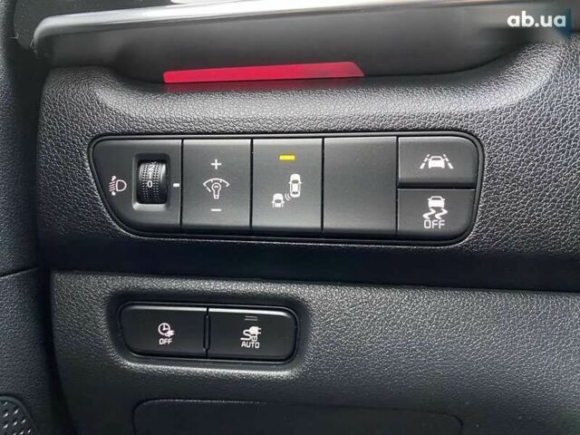 Киа Niro, объемом двигателя 0 л и пробегом 86 тыс. км за 22500 $, фото 6 на Automoto.ua