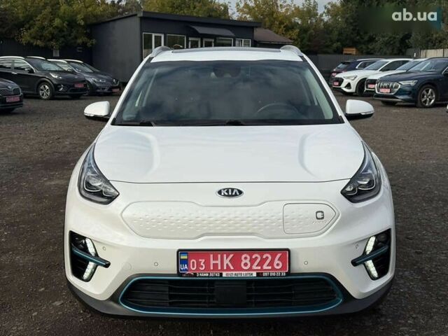 Киа Niro 2021 в Луцке на Automoto.ua Киа Niro, объемом двигателя 0 л и пробегом 82 тыс. км за 21627 $, фото 2 на Automoto.ua