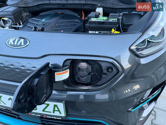 Кіа Niro, об'ємом двигуна 0 л та пробігом 58 тис. км за 22800 $, фото 18 на Automoto.ua