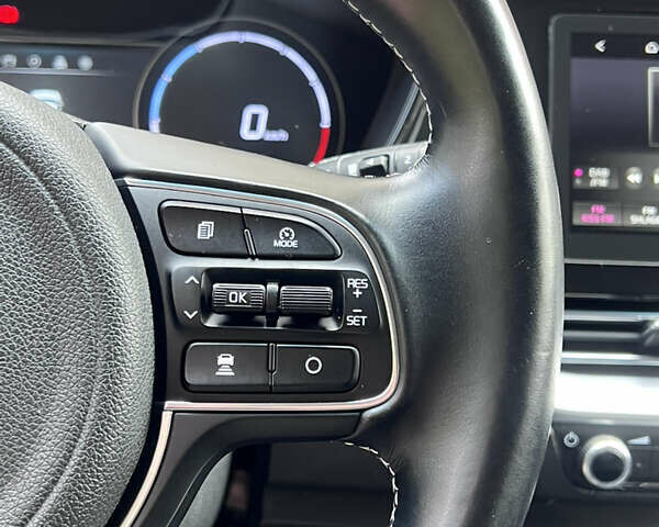 Киа Niro, объемом двигателя 0 л и пробегом 89 тыс. км за 18500 $, фото 25 на Automoto.ua