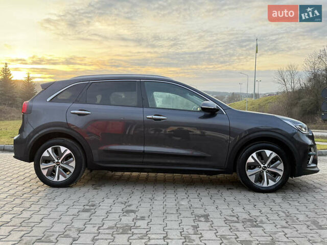 Кіа Niro, об'ємом двигуна 0 л та пробігом 84 тис. км за 19200 $, фото 8 на Automoto.ua