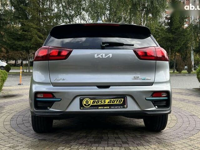 Киа Niro, объемом двигателя 0 л и пробегом 54 тыс. км за 22650 $, фото 5 на Automoto.ua