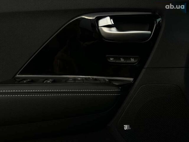 Киа Niro, объемом двигателя 0 л и пробегом 62 тыс. км за 23600 $, фото 5 на Automoto.ua