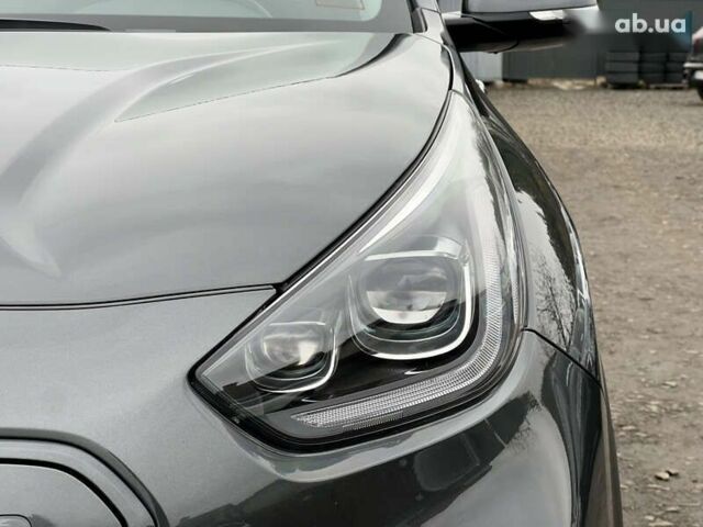 Кіа Niro, об'ємом двигуна 0 л та пробігом 107 тис. км за 19454 $, фото 13 на Automoto.ua