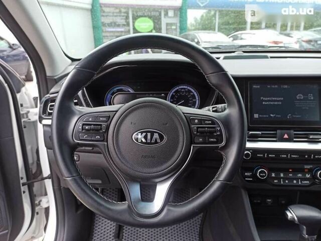 Кіа Niro, об'ємом двигуна 0 л та пробігом 18 тис. км за 28900 $, фото 14 на Automoto.ua