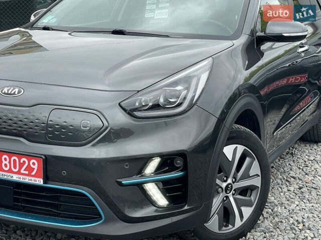 Киа Niro, объемом двигателя 0 л и пробегом 105 тыс. км за 20350 $, фото 6 на Automoto.ua