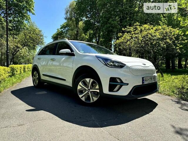 Киа Niro, объемом двигателя 0 л и пробегом 40 тыс. км за 19500 $, фото 8 на Automoto.ua