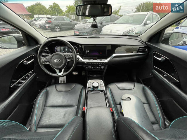 Киа Niro, объемом двигателя 0 л и пробегом 105 тыс. км за 20350 $, фото 24 на Automoto.ua