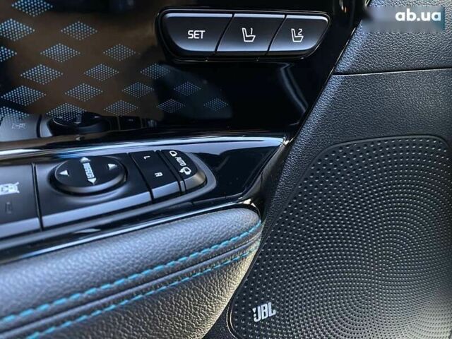 Киа Niro, объемом двигателя 0 л и пробегом 67 тыс. км за 23400 $, фото 5 на Automoto.ua