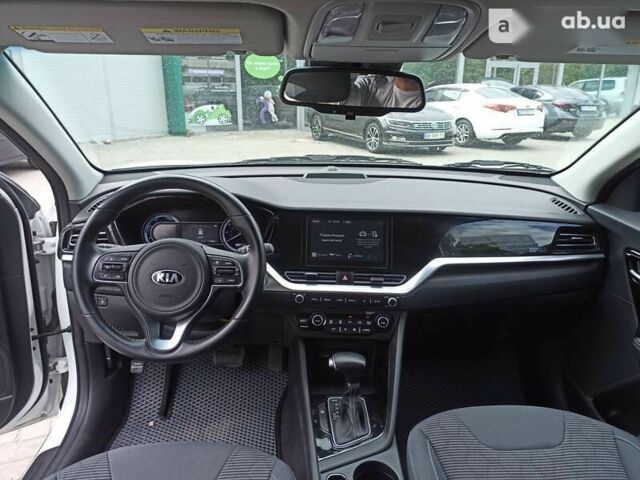 Кіа Niro, об'ємом двигуна 0 л та пробігом 18 тис. км за 28900 $, фото 13 на Automoto.ua
