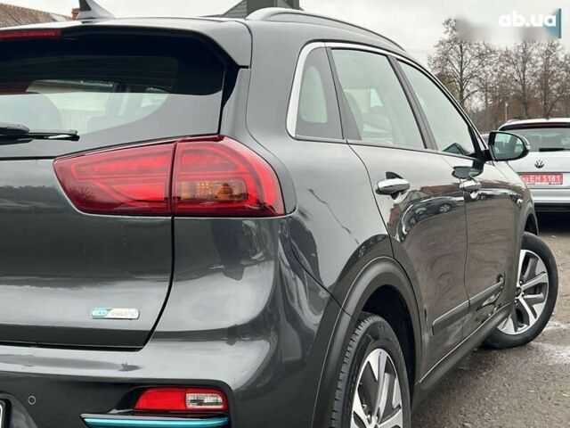 Кіа Niro, об'ємом двигуна 0 л та пробігом 107 тис. км за 19454 $, фото 12 на Automoto.ua