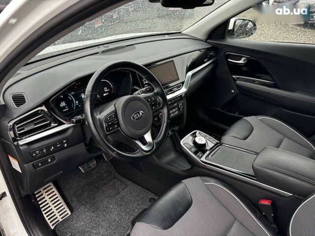 Киа Niro, объемом двигателя 0 л и пробегом 75 тыс. км за 21650 $, фото 16 на Automoto.ua