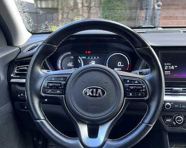 Киа Niro, объемом двигателя 0 л и пробегом 89 тыс. км за 18500 $, фото 23 на Automoto.ua