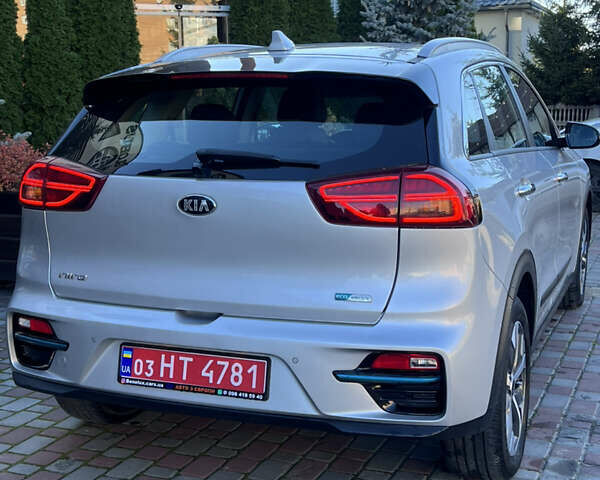 Киа Niro, объемом двигателя 0 л и пробегом 89 тыс. км за 18500 $, фото 8 на Automoto.ua
