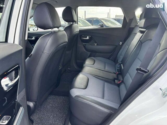 Киа Niro, объемом двигателя 0 л и пробегом 53 тыс. км за 19999 $, фото 26 на Automoto.ua