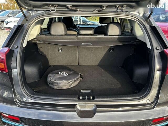 Киа Niro, объемом двигателя 0 л и пробегом 50 тыс. км за 19999 $, фото 25 на Automoto.ua