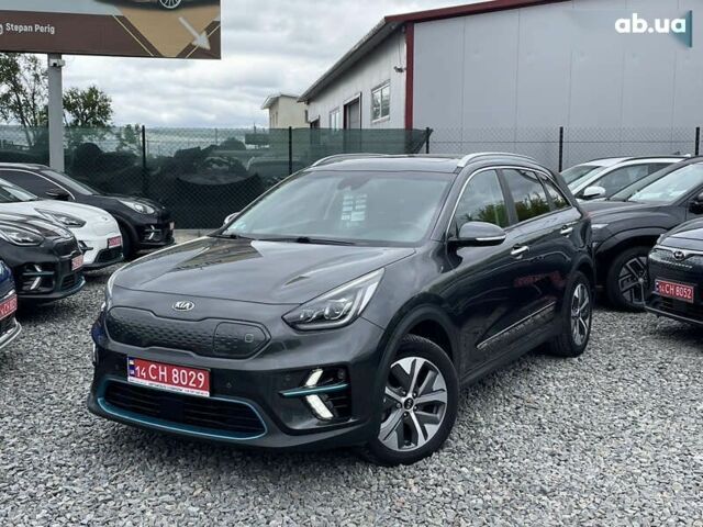 Киа Niro, объемом двигателя 0 л и пробегом 105 тыс. км за 20350 $, фото 4 на Automoto.ua