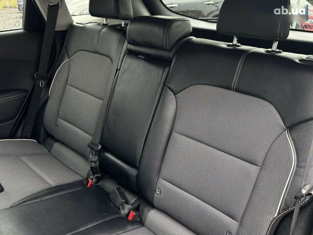 Киа Niro, объемом двигателя 0 л и пробегом 88 тыс. км за 22700 $, фото 21 на Automoto.ua