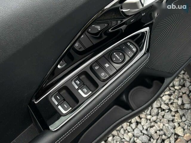 Киа Niro, объемом двигателя 0 л и пробегом 48 тыс. км за 24350 $, фото 20 на Automoto.ua