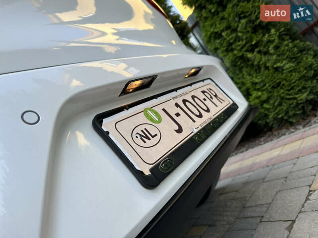 Киа Niro, объемом двигателя 0 л и пробегом 55 тыс. км за 17999 $, фото 34 на Automoto.ua