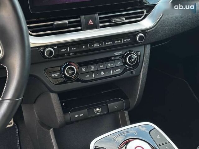 Киа Niro, объемом двигателя 0 л и пробегом 72 тыс. км за 23600 $, фото 26 на Automoto.ua