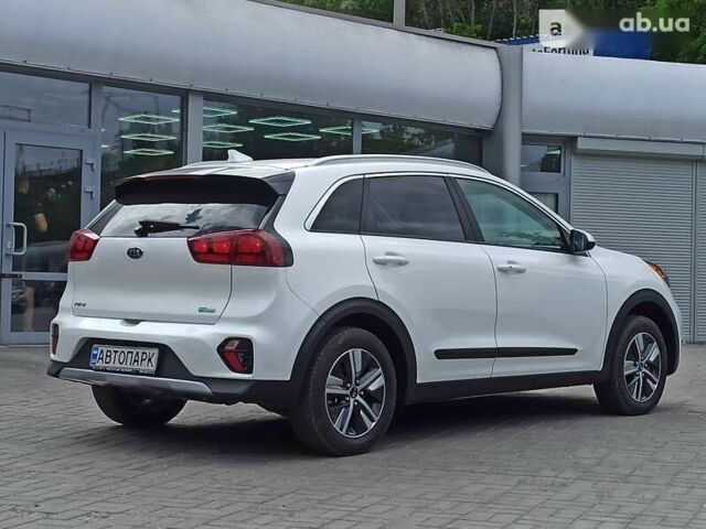 Кіа Niro, об'ємом двигуна 0 л та пробігом 18 тис. км за 28900 $, фото 4 на Automoto.ua