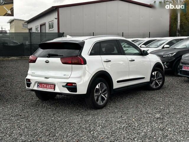 Киа Niro, объемом двигателя 0 л и пробегом 48 тыс. км за 24350 $, фото 11 на Automoto.ua