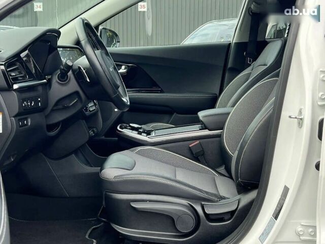 Киа Niro 2021 в Луцке на Automoto.ua Киа Niro, объемом двигателя 0 л и пробегом 55 тыс. км за 21627 $, фото 27 на Automoto.ua