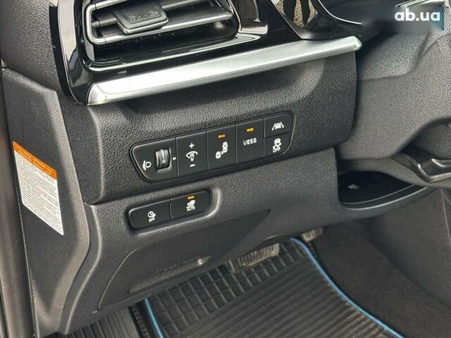 Киа Niro, объемом двигателя 0 л и пробегом 60 тыс. км за 21999 $, фото 25 на Automoto.ua