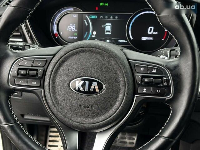 Киа Niro, объемом двигателя 0 л и пробегом 75 тыс. км за 21650 $, фото 20 на Automoto.ua