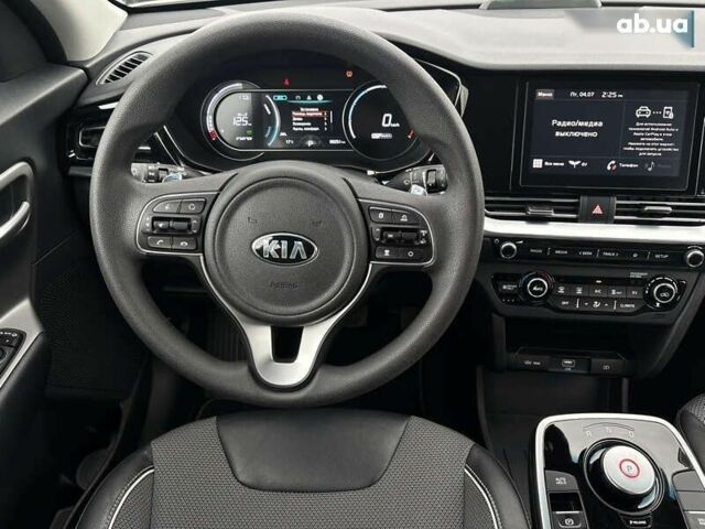 Киа Niro, объемом двигателя 0 л и пробегом 98 тыс. км за 19550 $, фото 23 на Automoto.ua