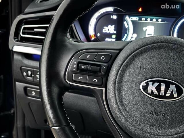 Киа Niro, объемом двигателя 0 л и пробегом 104 тыс. км за 20800 $, фото 17 на Automoto.ua