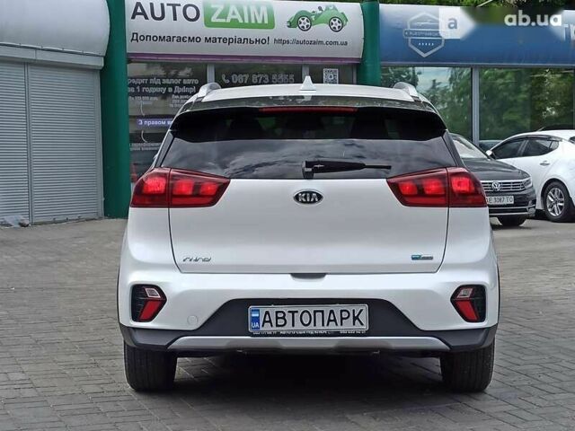 Кіа Niro, об'ємом двигуна 0 л та пробігом 18 тис. км за 28900 $, фото 5 на Automoto.ua
