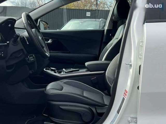 Киа Niro, объемом двигателя 0 л и пробегом 54 тыс. км за 21193 $, фото 28 на Automoto.ua