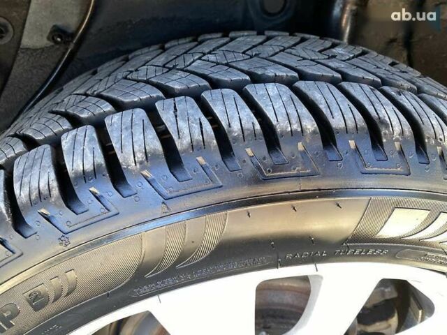 Киа Niro, объемом двигателя 0 л и пробегом 105 тыс. км за 22500 $, фото 21 на Automoto.ua