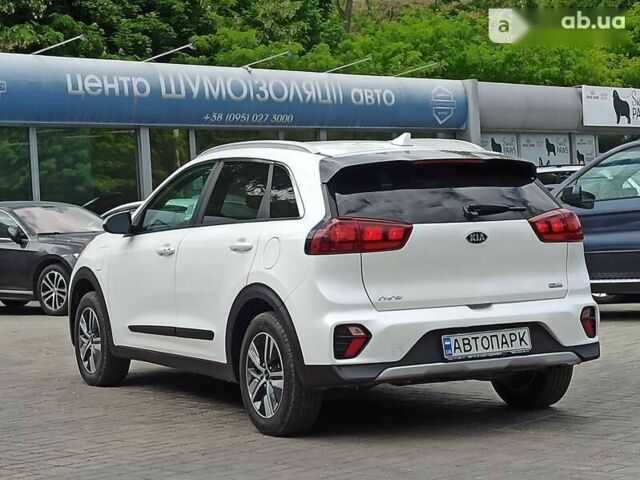 Кіа Niro, об'ємом двигуна 0 л та пробігом 18 тис. км за 28900 $, фото 6 на Automoto.ua