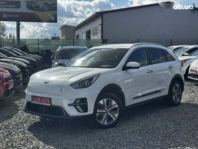 Киа Niro, объемом двигателя 0 л и пробегом 53 тыс. км за 19999 $, фото 4 на Automoto.ua