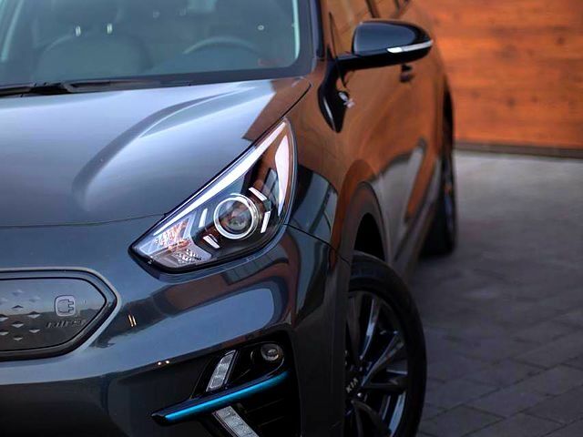 Кіа Niro, об'ємом двигуна 0 л та пробігом 28 тис. км за 18500 $, фото 2 на Automoto.ua