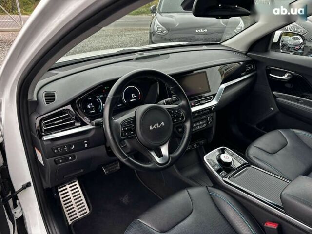 Киа Niro, объемом двигателя 0 л и пробегом 55 тыс. км за 24999 $, фото 9 на Automoto.ua