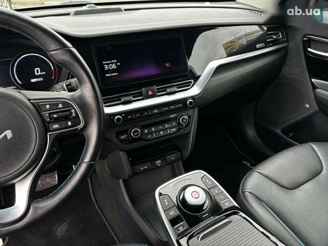 Киа Niro, объемом двигателя 0 л и пробегом 55 тыс. км за 24999 $, фото 24 на Automoto.ua