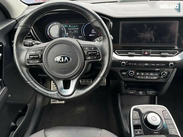 Киа Niro, объемом двигателя 0 л и пробегом 88 тыс. км за 21800 $, фото 26 на Automoto.ua